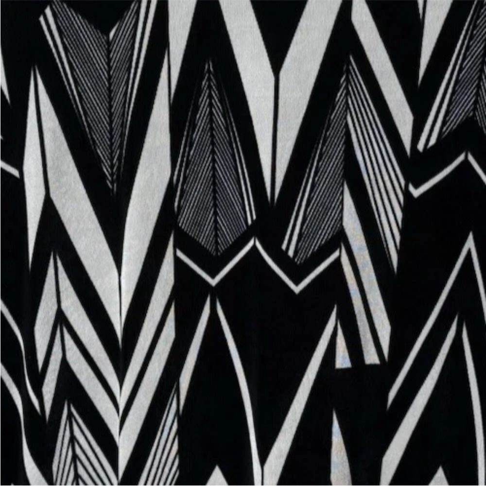 Chico's Travelers Tunic Top Size 2 (Large, 12) 3/4 Sleeves Black White V-Neck - Picture 5 of 6